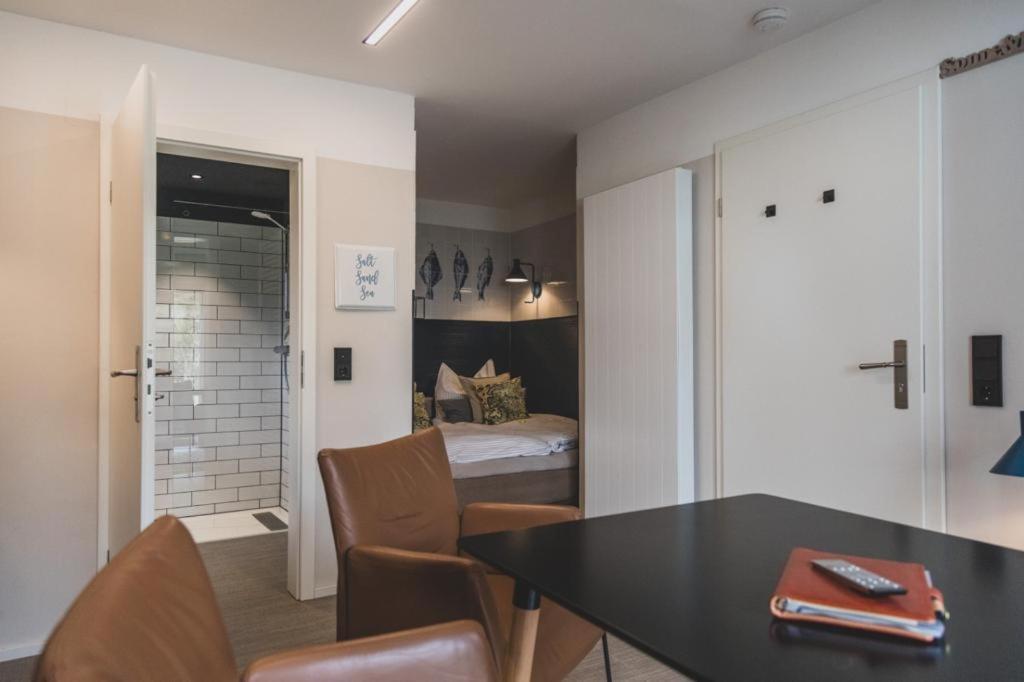 Ferienwohnung Logierhaus M Esens Exterior foto